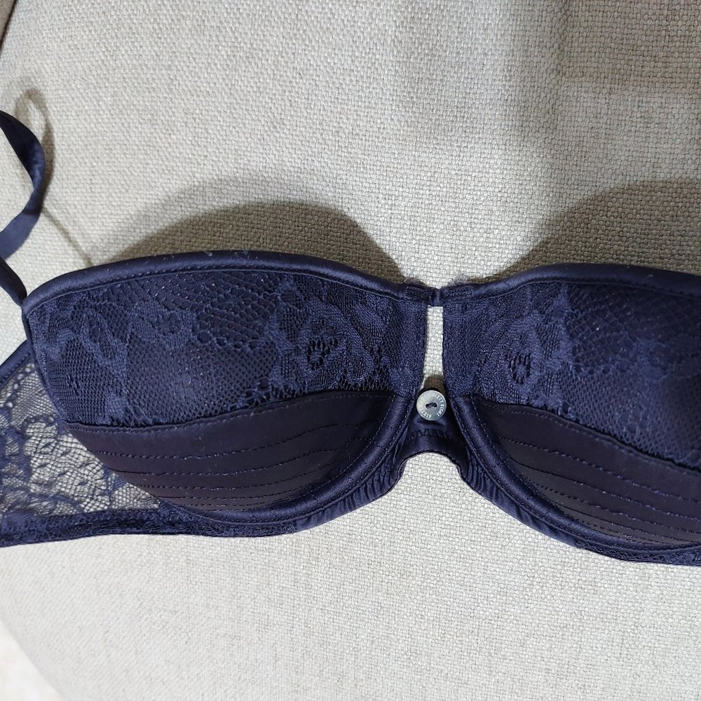 6ixty 8ight Beautiful Sexy Comfortable Bra 34C Lace on the Sides